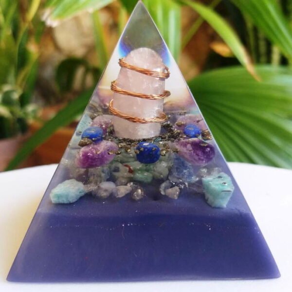 Pirâmide Violeta Orgonite Amor - Quartzo Rosa